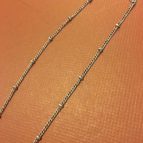 17in Silver Tone Textured Pendants Necklace - Picture 5 of 8